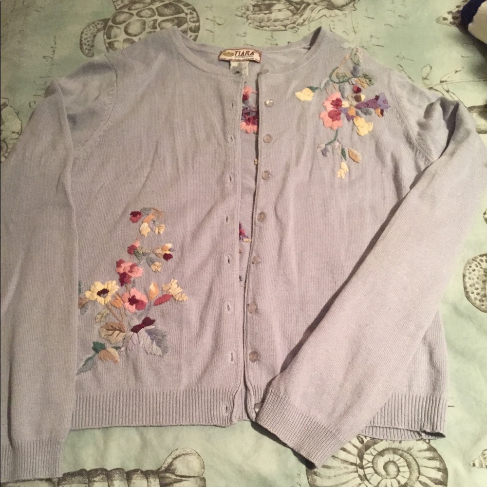 Tiara international cardigan, silk, small.